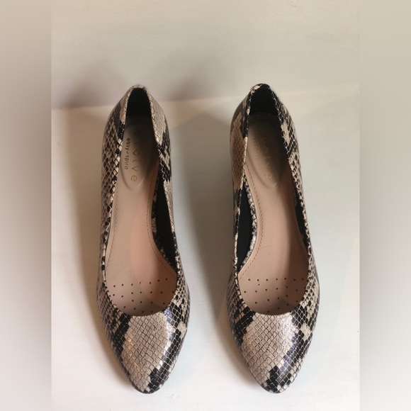 Evolve snakeskin print block heel size 7.5 - Picture 2 of 5